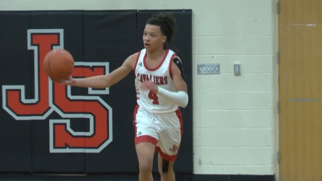 Freshman Kyle Delves Scores 24, Leads Juanita Sanchez Past Central Falls