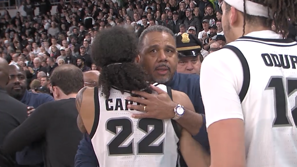 35696 Pkg Nick Cooley Returns Pkg Ncoit00 01 30 18still001