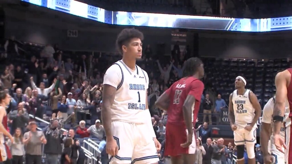 Kortright Comes Up Clutch, Lifts Uri Over Saint Joseph's In Atlantic 10 Opener