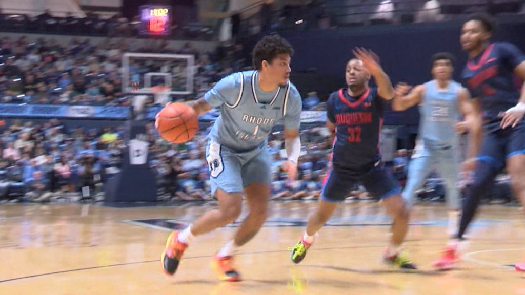 38609 Vo Uri Mbb V Loyola Chicago Prep Isteele00 00 34 55still001