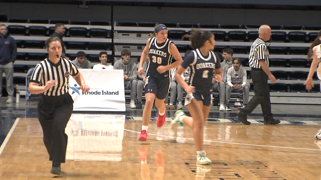 43067 Vo Moses Brown North Kingstown Gbb V State Semis Isteele00 00 21 22still001