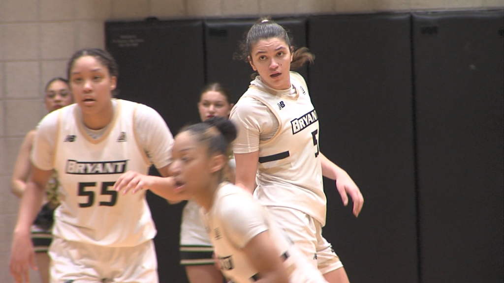 44383 Vo Bryant Wbb V Planes Fourtuny Transfer Isteele Triamxf00 00 19 50still001