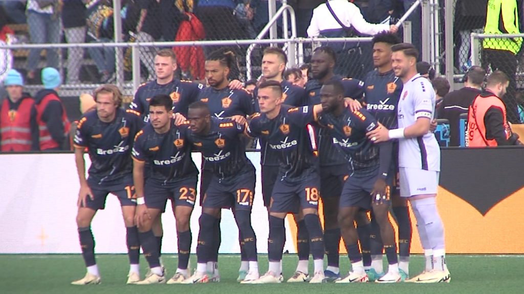 43040 Vo Rifc New Mexico Rv Isteele00 01 10 48still001