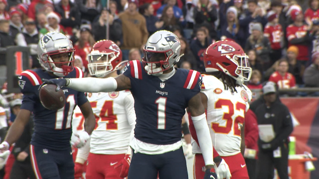 Devante Parker 2023 Game Filemxf00 00 13 34still001