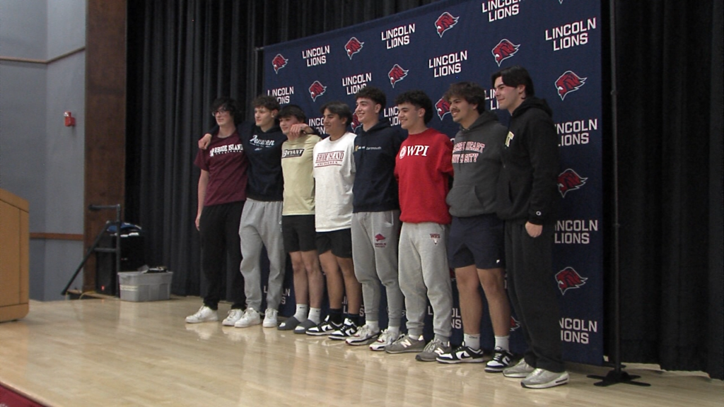 47791 Vo Lincoln Hs Cv Signing Day Ncoit00 00 10 47still001