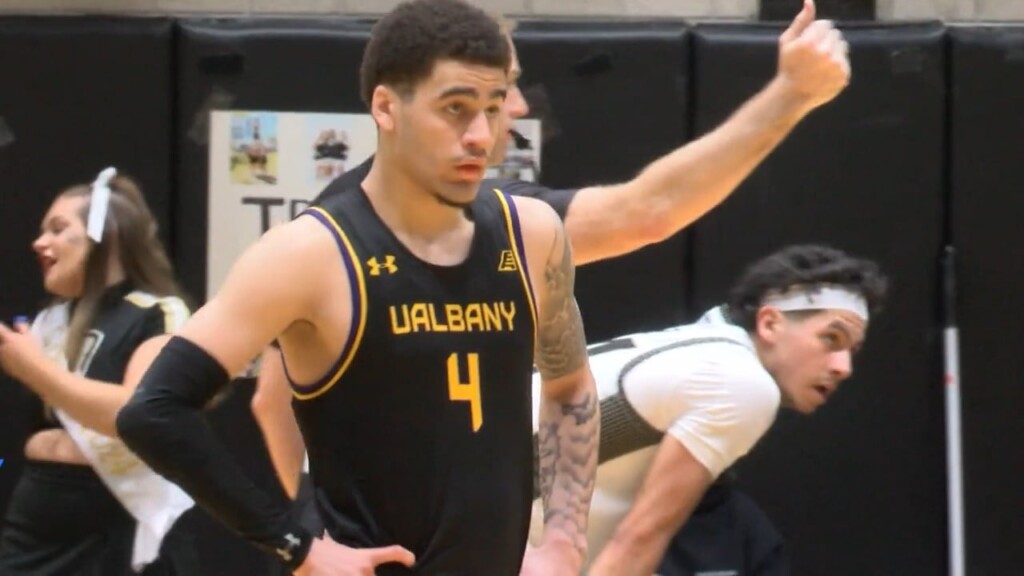 Sebastian Thomas Returning To Uri After Standout Season At Albany