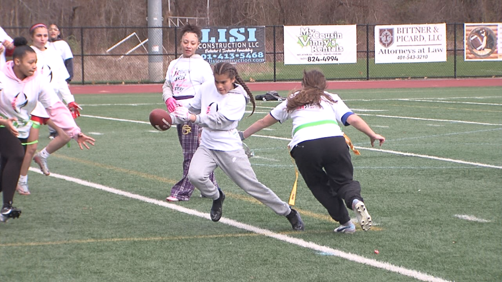 49102 Vo Girls Flag Football Johnston Ov Isteele00 00 19 05still001