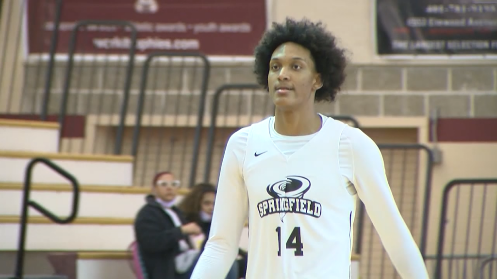 04424 Vo Isaiah Miranda Ok St Vo Ncoitmxf00 00 16 23still001