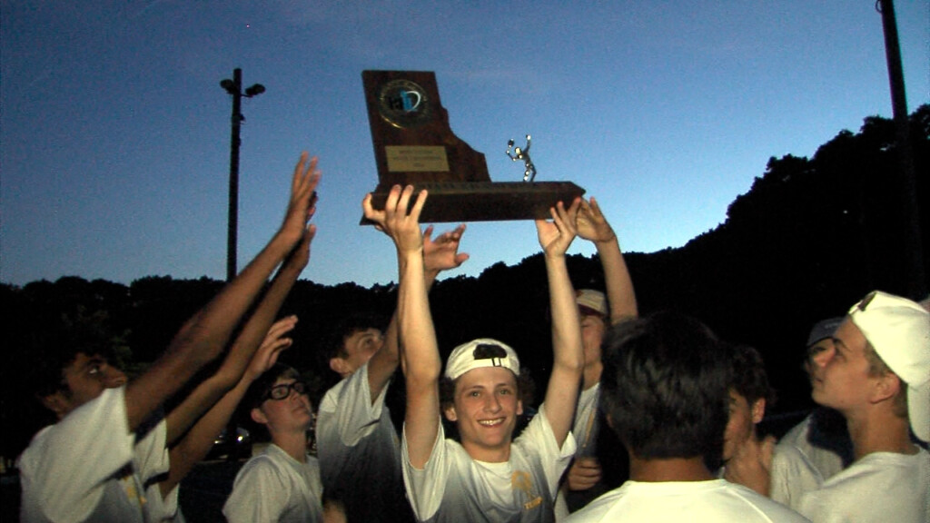 55647 Vo Boys Tennis D1 Final Vo Isteele00 00 37 59still001