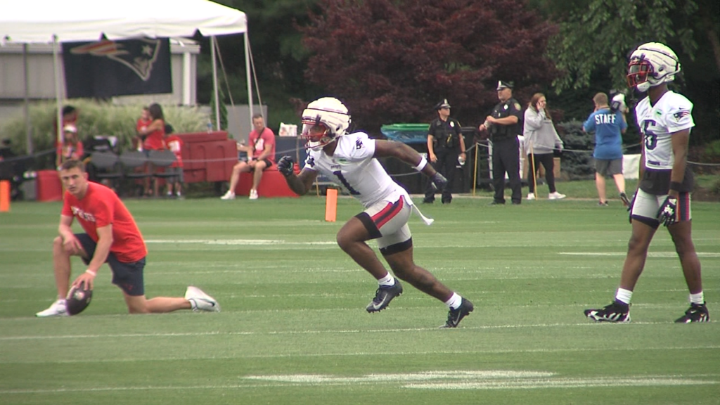 63862 Vo Pats Thurs Camp Vo Isteele00 00 20 38still001