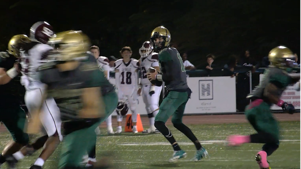 73235 Vo Bishop Hendricken La Salle Fb V Isteele00 00 17 56still001