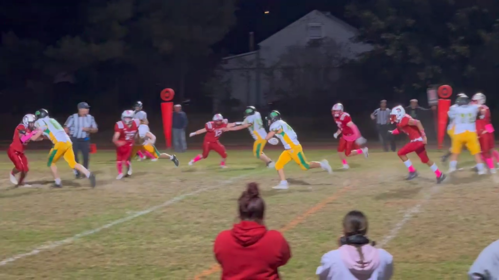 73058 Vo Toll Gate North Smithfield Fb V Isteele00 00 04 46still003