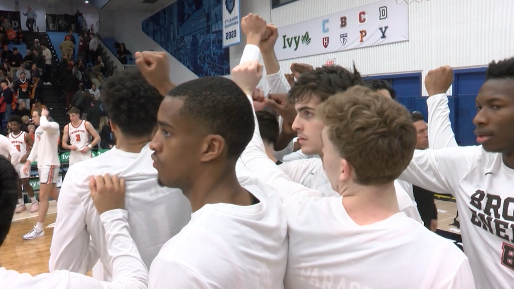 Brown Mbb Media Day 10 15