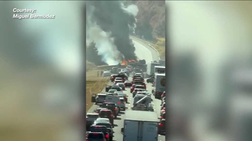 Fiery Crash Shuts Down I 295 In Smithfield