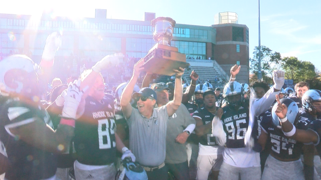 74169 Vo Uri Brown Fb Ov Isteele00 00 52 53still001