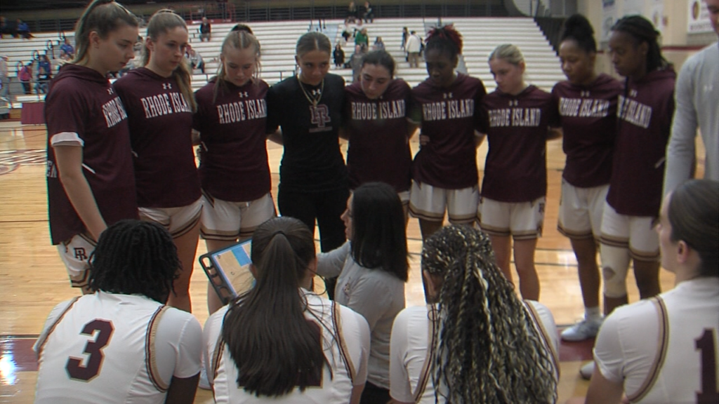 78462 Vo Ric Wne Wbb Vo Ncoit00 00 10 41still001