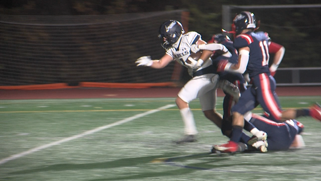 76940 Pkg South Kingstown Lincoln Fb P Primetime Performer Ncoit00 00 48 42still001