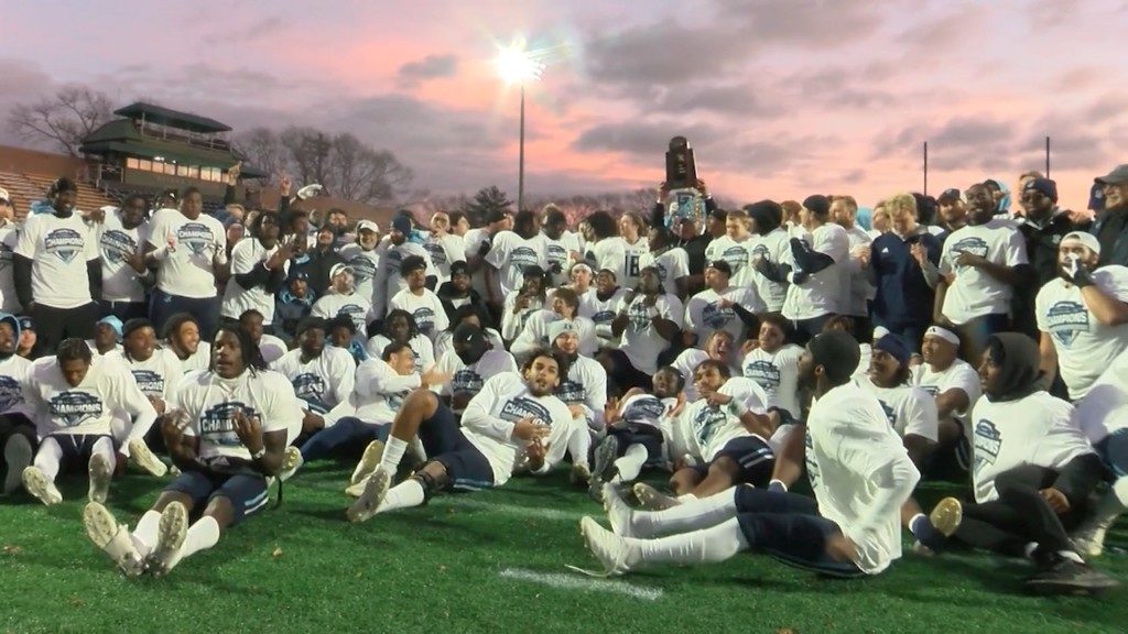 79773 Vo Uri Bryant Fb Ov Isteele00 01 05 26still001