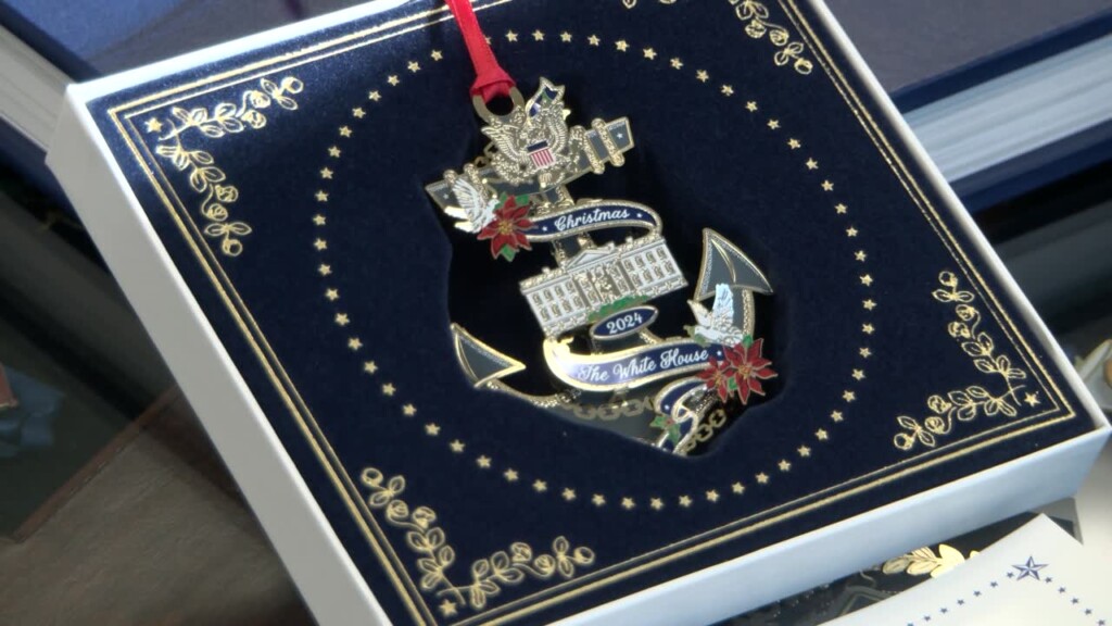 Christmas Ornament From Rhode Island Hangs In White House For 43rd Year