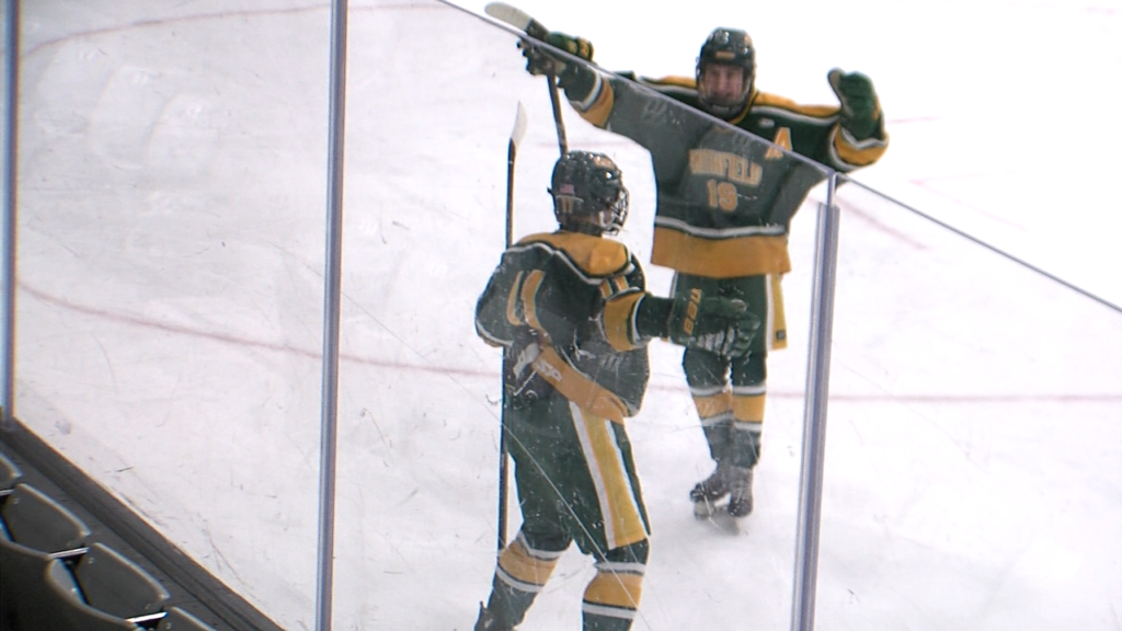 83842 Vo Smithfield Bishop Guertin Bhk Rv Isteele00 00 20 34still001