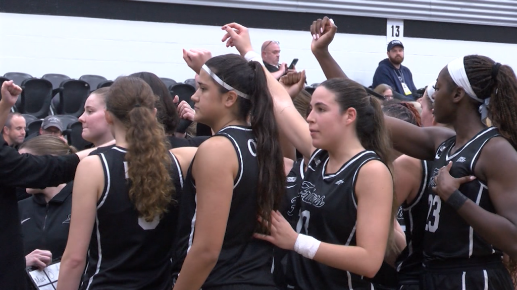 82094 Vo Pc Penn State Wbb Vo Ncoitmxf00 00 02 51still001