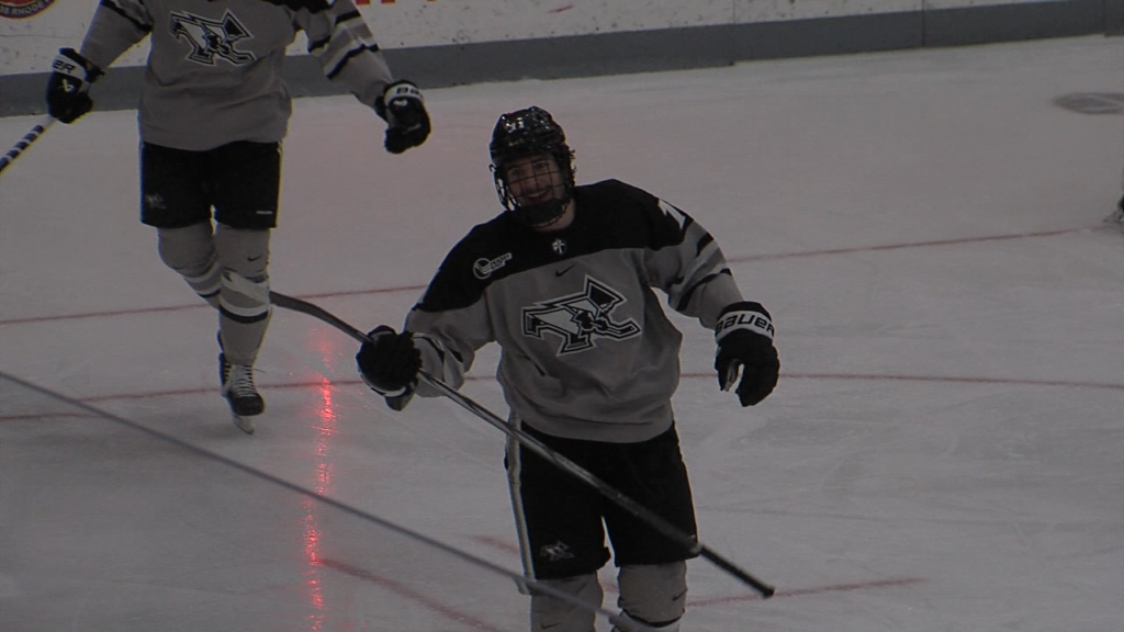 81729 Vo Pc Mhk Rv Ranking Isteele00 00 06 27still001