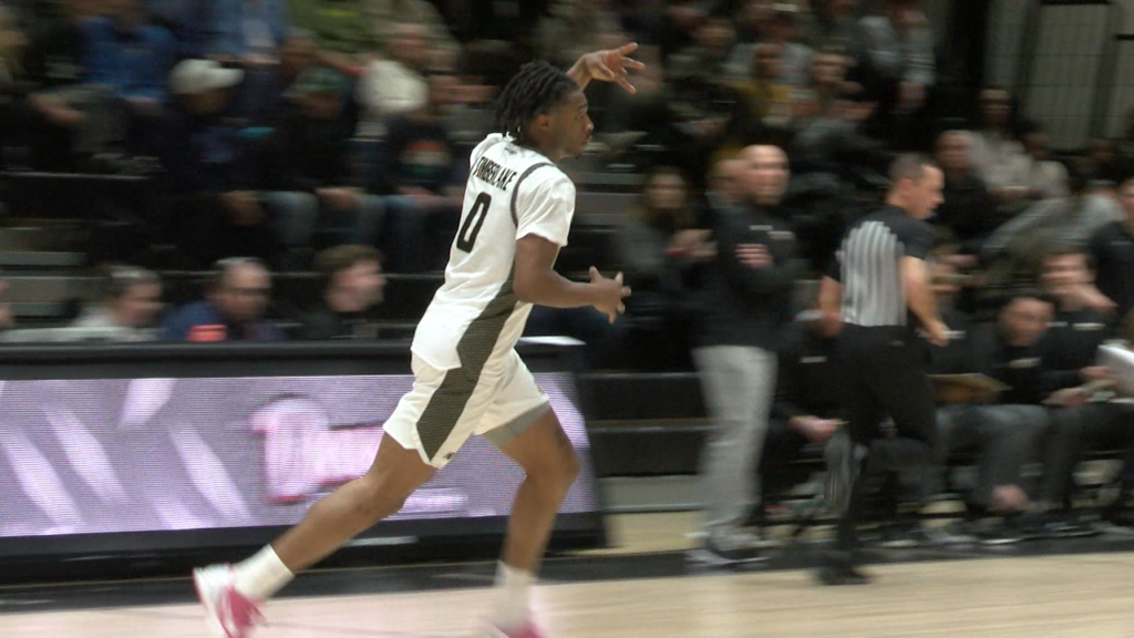 84846 Vo Bryant Maine Mbb Vo Ncoit00 00 30 48still001