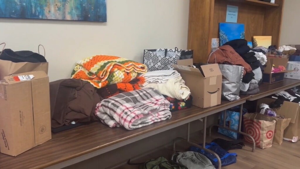 Davinci Center Opens As Warming Center After Controversy At City Hall