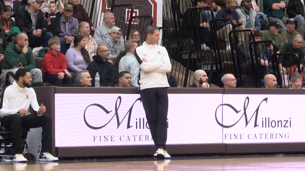 86672 Sot Brown Harvard Mbb S Ncoit00 00 08 21still001