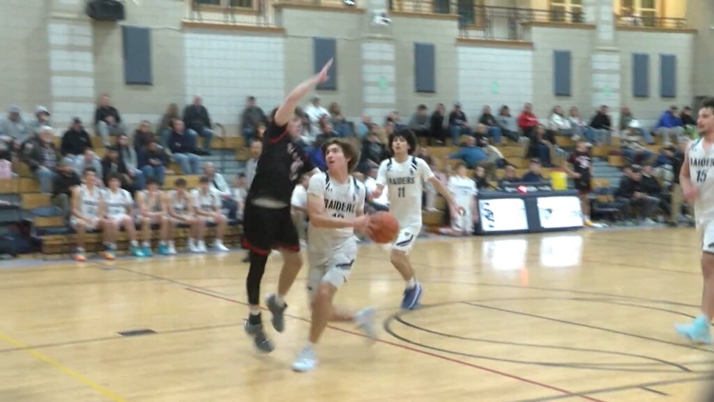 Somerset Berkley Continues Unbeaten Start In Scc With Win Over Old Rochester