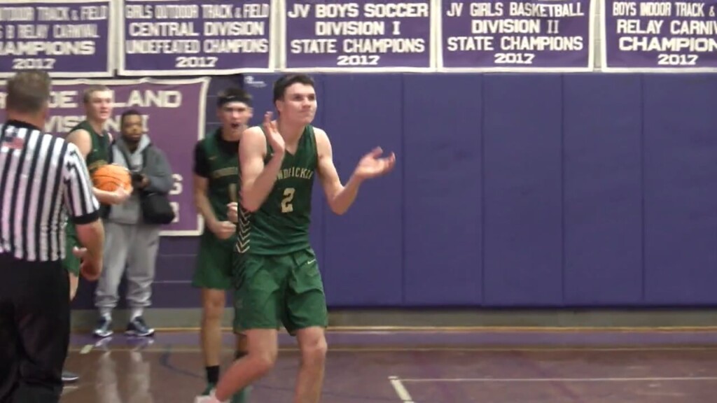 Hendricken Earns Road Win Over Classical In Providence