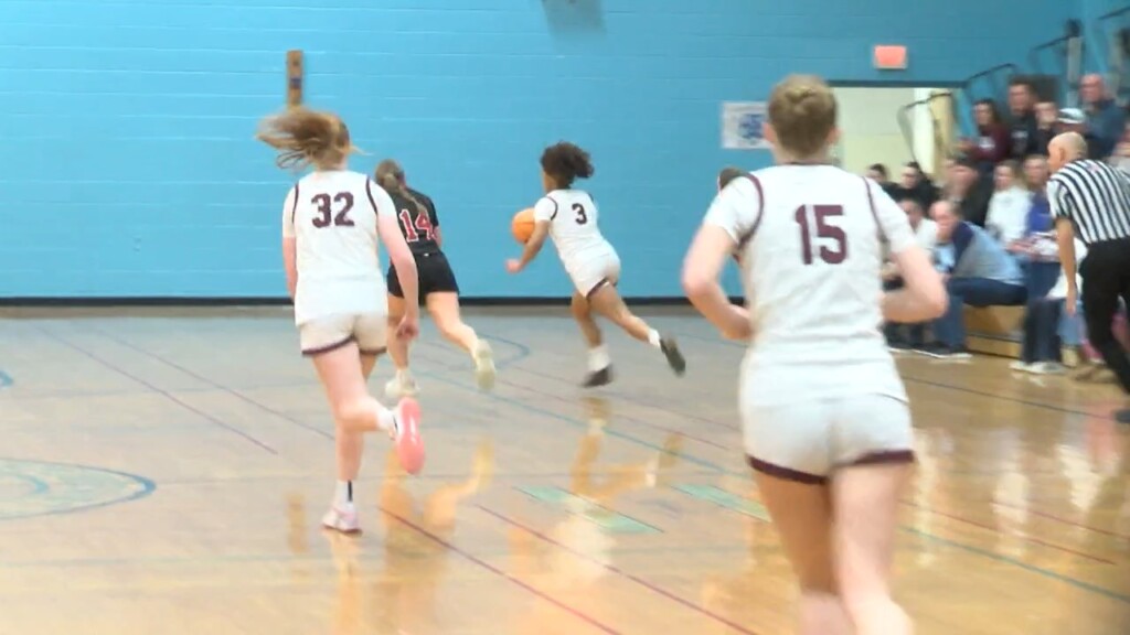 Prout Defeats Exeter West Greenwich In D Ii Girls Basketball Semifinal