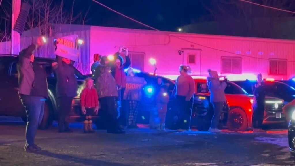 Good Night Lights For Warwick Teen Admitted To Oncology Floor At Hasbro