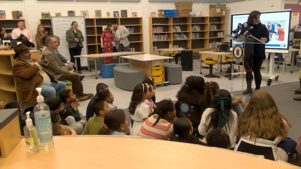 New Ri School Math Program