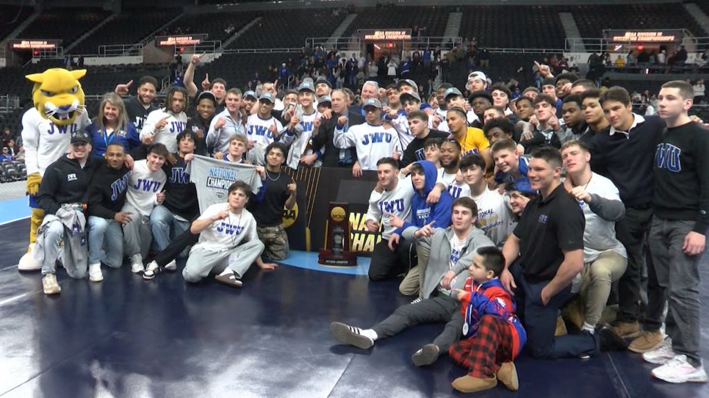 93990 Sot Ncaa D3 Wrestling Post Ncoitmxf00 00 32 37still001