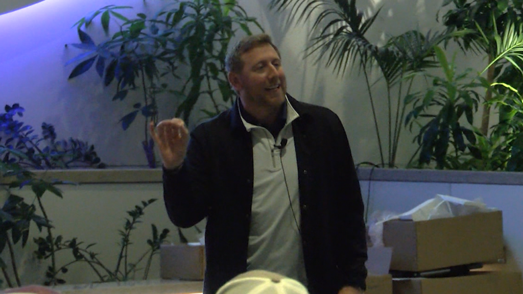 93007 Vo Smb South County Ghk Semis V Isteele00 01 47 23still002