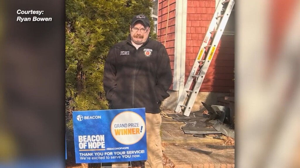 Veteran Receives Free Roof In Heartwarming Community Gesture
