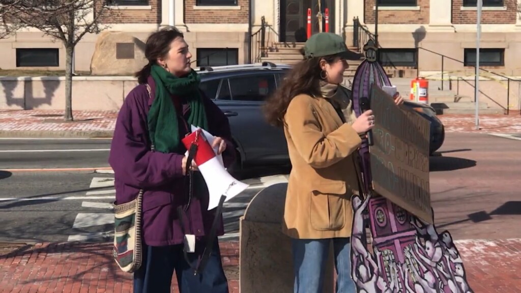 Tenant Union Protest Outside State House