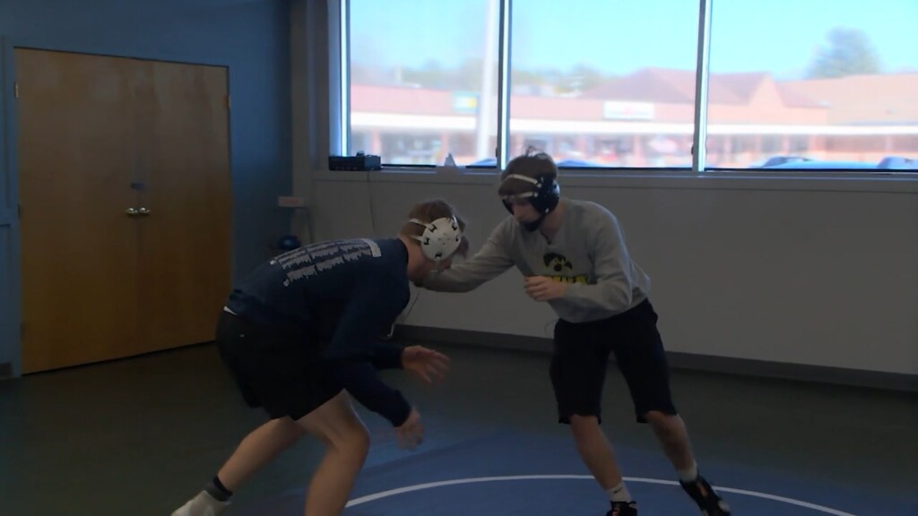 Twin Brothers From Hope Valley Use Wrestling To Cope With Parents' Deaths