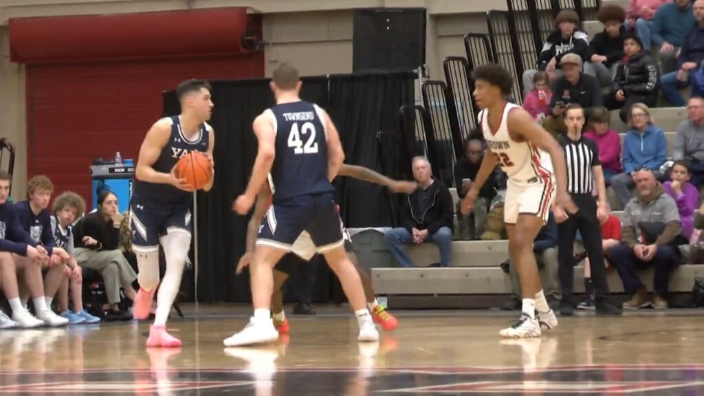 Poulakidas Scores 27 Points To Help Yale Spoil Brown Senior Day, Bears Eliminated From Ivy Madness Contention