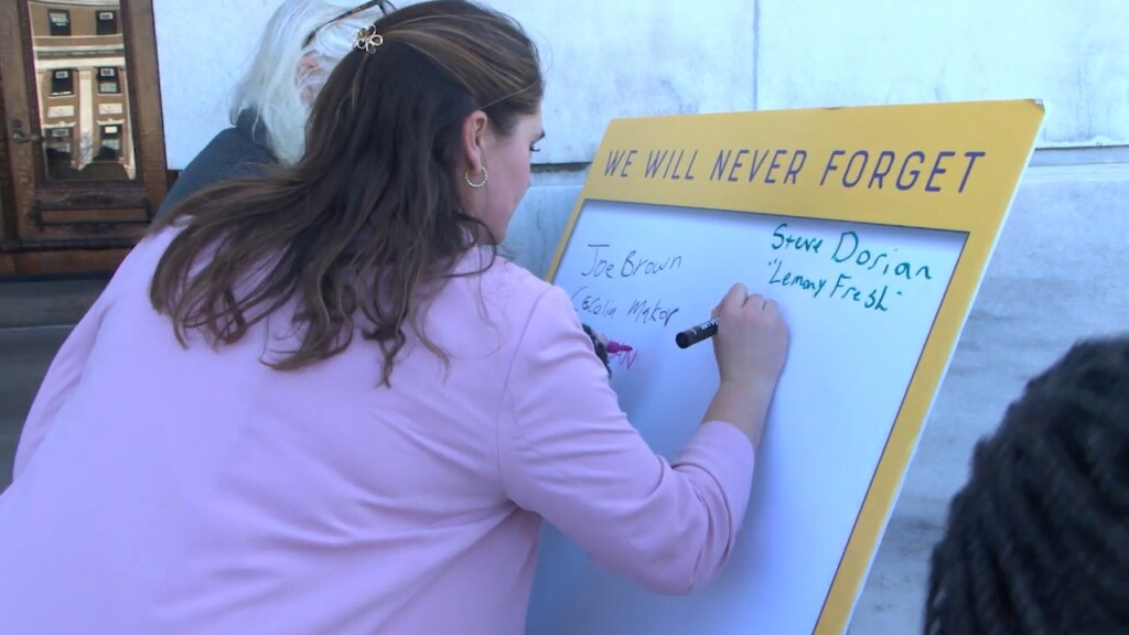 Essential Care Workers Hold Covid Remembrance Event To Honor Those Lost, Call For Action