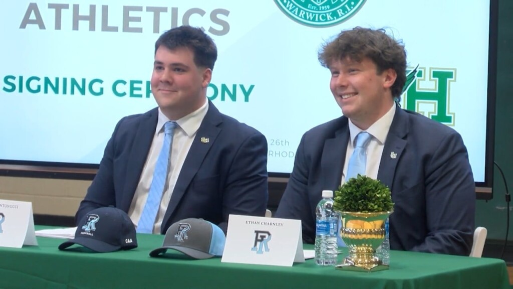 Four Hendricken Hawks Sign Nli Wednesday, Three To Play Football At Uri