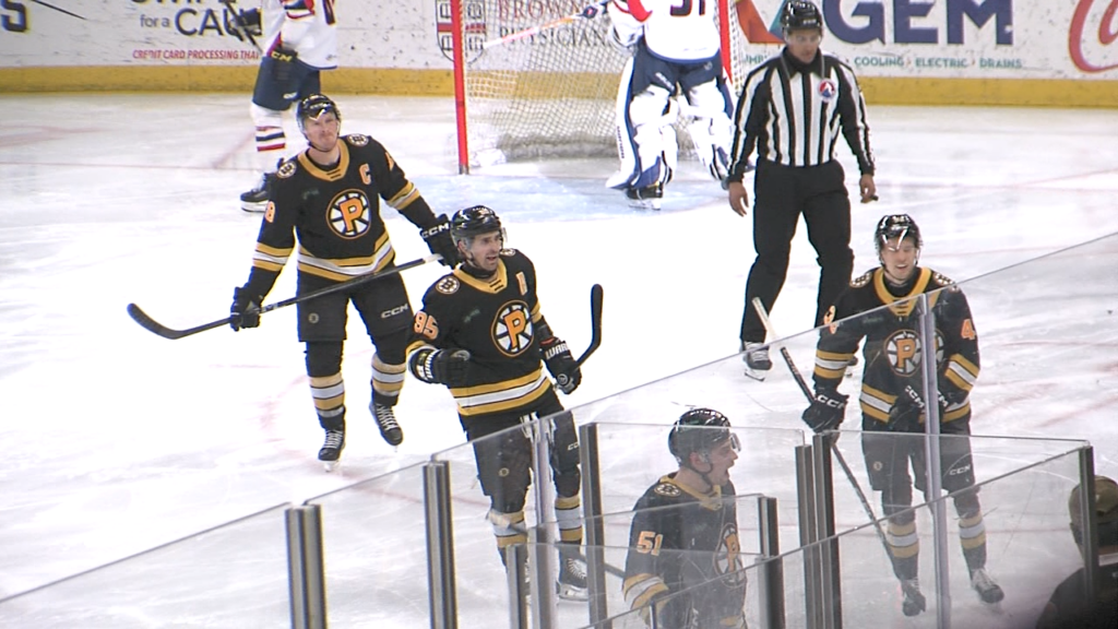 99673 Vo Pbruins Thunderbirds G3 Rv Isteele00 00 14 39still001