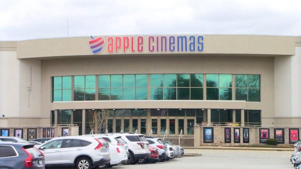 Stabbing At Apple Cinemas In Warwick