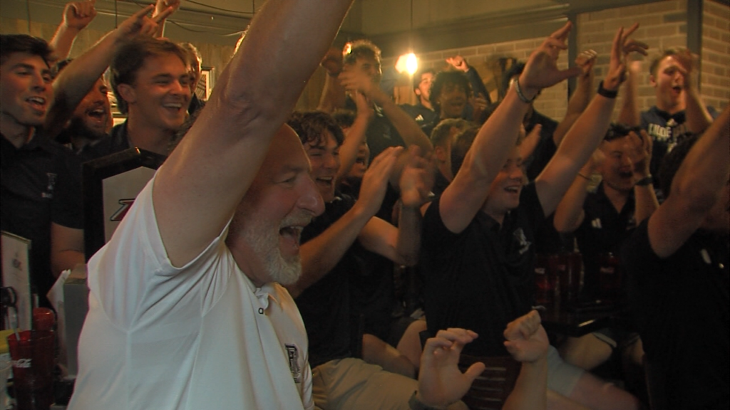 03553 Sot Uri Bsb Selection S Isteele00 00 07 59still001