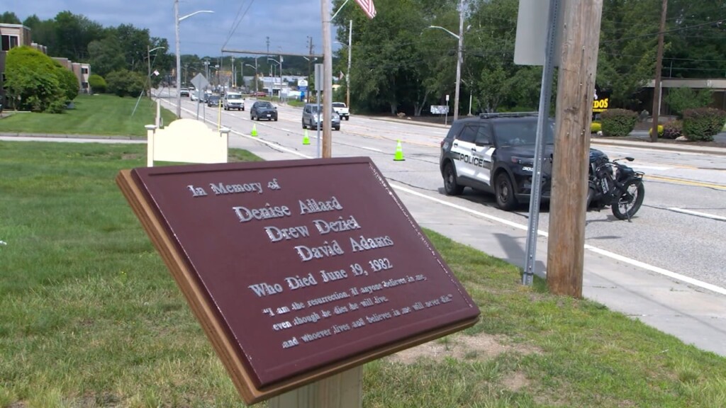 Woonsocket Memorial For Teens Who Died In 1982
