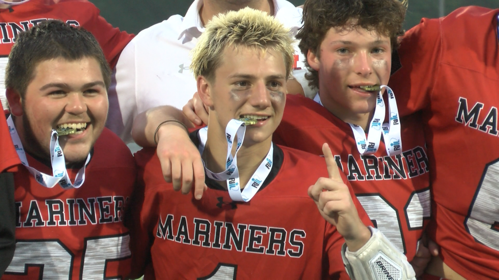 683g0198mov01 10 43 05still001