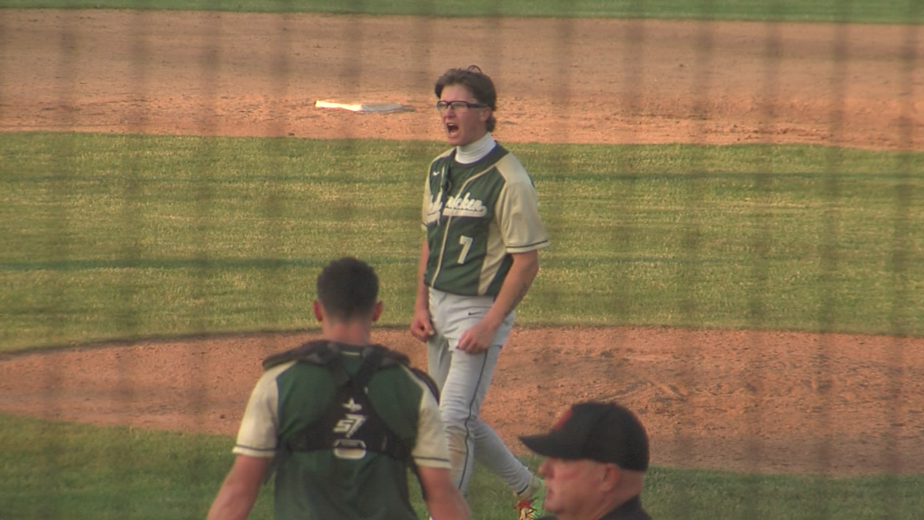 04950 Vo Riil Rv D1 Baseball G1 Hendricken Cumberland Isteele00 00 16 36still001