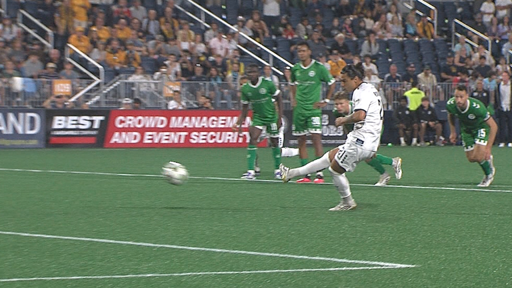 11110 Vo Rifc Hartford Rv Jag Cup Isteele00 00 52 06still002