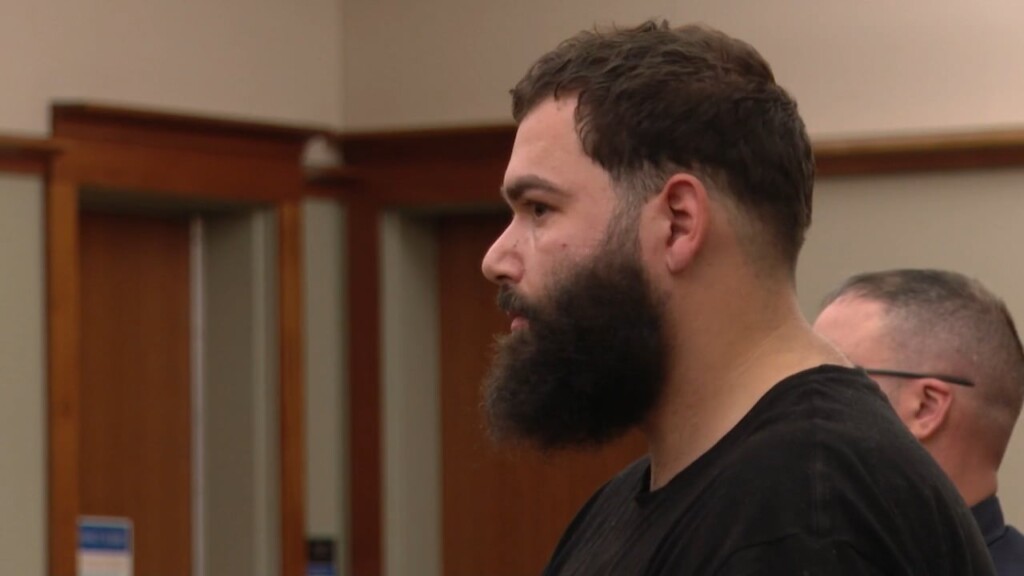 Pawtucket Man Arraigned After Allegedly Hitting Officer With Car During Child Sex Sting Operation